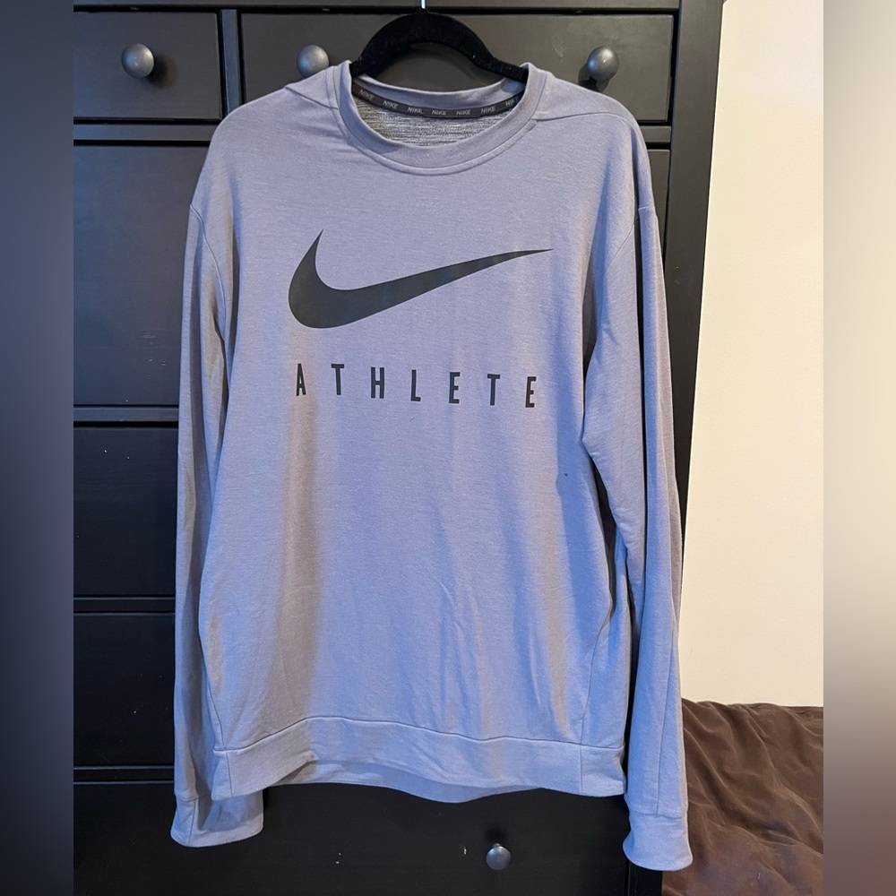 Nike dry fit long sleeve